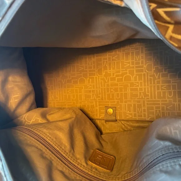 Vintage Diane Von Furstenberg DVF Logo Pattern Overnight Tote Travel Bag - Picture 10 of 11